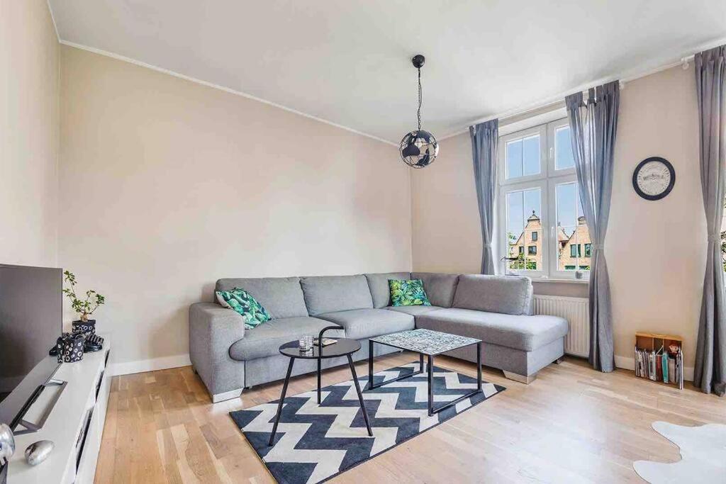Urokliwy Apartament Gdansk Appartamento Esterno foto